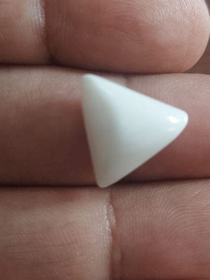 White Coral Stone | Safed Mooonga | Triangle | 11 Carat