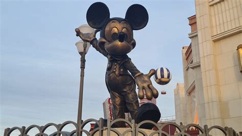 87 Best Mickey Mouse Quotes - Pixie Dust and Passports
