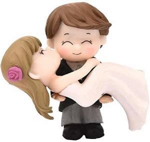Urban Hub Couple Hug Resin Showpiece Couple Miniatures Romantic Gifts ...