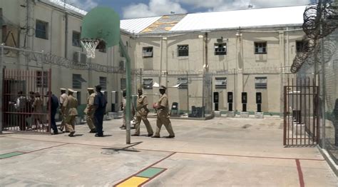 Fox Hill Prison - Sam Bankman-Fried 'Arrogant,' 'Scared' at Bahamas ...