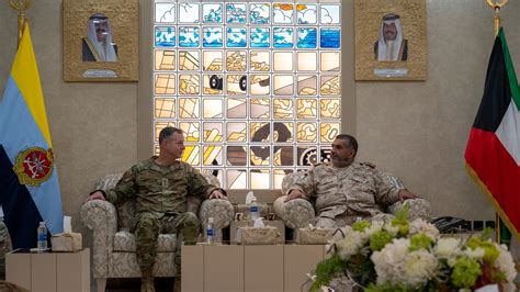 9 AF (AFCENT) commander meets with Canadian, Italian and Kuwaiti key leaders > U.S. Air Forces ...