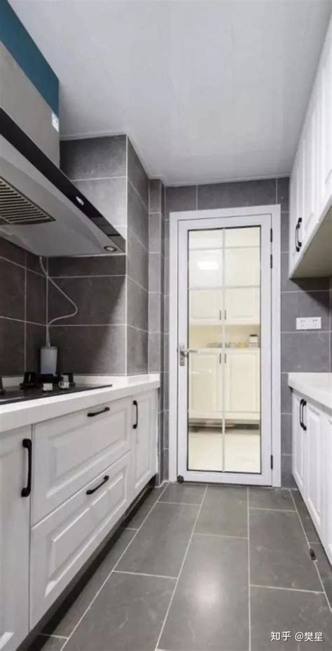 装修公司提示厨房单开门和厨房移门效果图样式_合抱木装修网