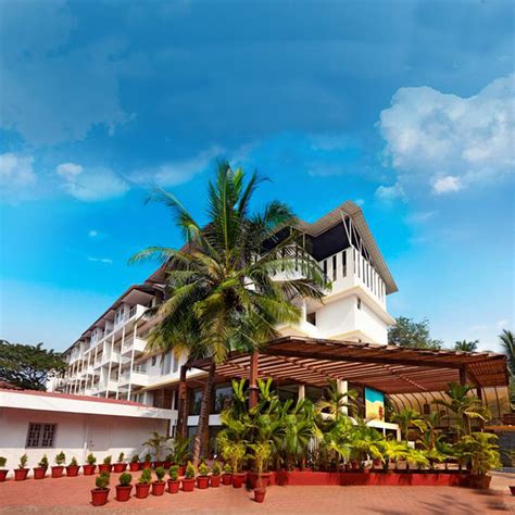 5 Lemon Tree Hotel Options for an Epic Destination Wedding