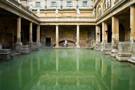 Roman Baths and Bath City Walking Tour | England