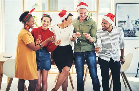 15 Office Christmas Party Ideas For a Memorable Celebration