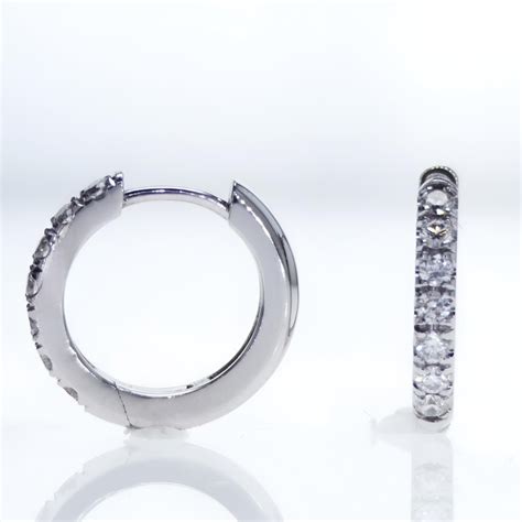 14K White Gold Diamonds Hoop Earrings For Sale at 1stDibs