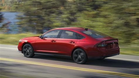 2026 Honda Accord Arrives with Improvements and a Sub-$30k Price - Autoblog