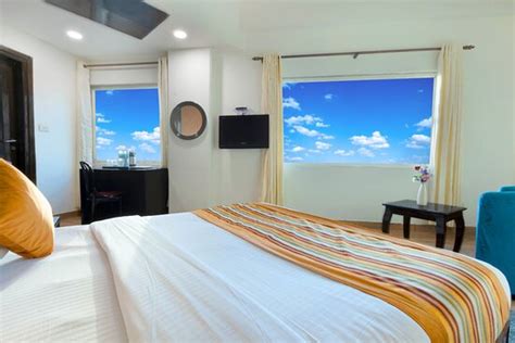 HOTEL ALPINE TREE DELHI AIRPORT (New Delhi) - Hotel Reviews & Photos ...