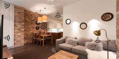 Rezultat imagine pentru Linus Tech Tips Home Automation