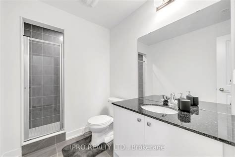 275 - 9 Phelps Lane, Richmond Hill — For Sale @ $860,000 | Zolo.ca