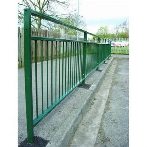 Roadside Railings - Flat Top Roadside Railing Manufacturer from Ahmedabad