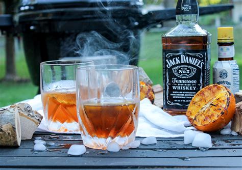 Fahrenheit 451- Jack Daniels Smoked Old Fashioned - Bonappeteach