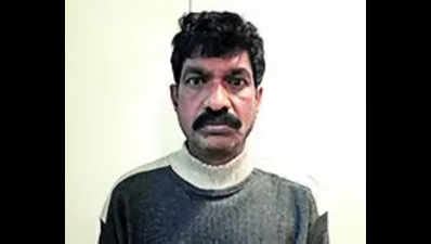 Police Car: Trader Kidnapped at Gunpoint in Fake Police Car in Kolkata ...