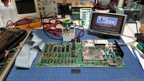 Broken Commodore Computer 的图像结果