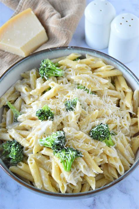 Fettuccine Alfredo With Broccoli Chicken & Broccoli Alfredo