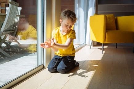 Discover our solutions to motorise your shutters and screens