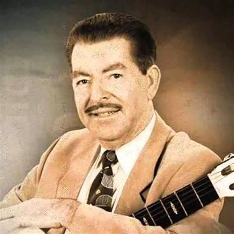 QUIÉN ES ÉL - José Ocampo - LETRAS.COM