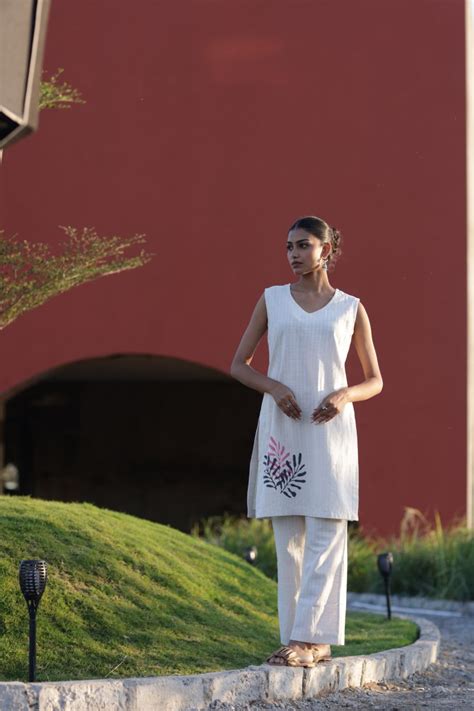 WOK Block printed Sleeveless Kurta Set