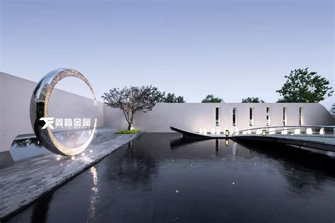 不锈钢抽象水景雕塑地产公园摆件-月亮、圆圈、圆环雕塑