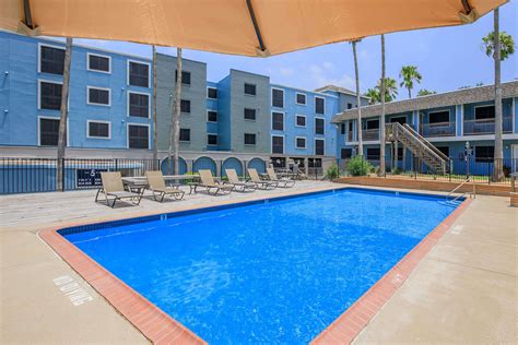 The Arts Apartments at Ocean Drive - Apartments in Corpus Christi, TX