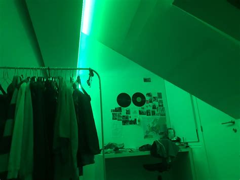 bedroom inspo black and white