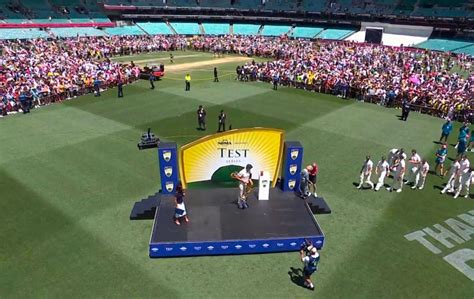 SCG crowd allowed to enter the field to celebrate David Warner's ...