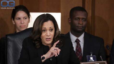 Kamala Harris Nackt Bilder, Onlyfans Leaks, Playboy Fotos, Sex Szene