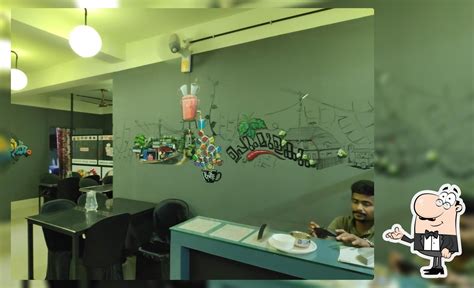 Uppum mulakum restaurant, Karuvarakundu - Restaurant reviews