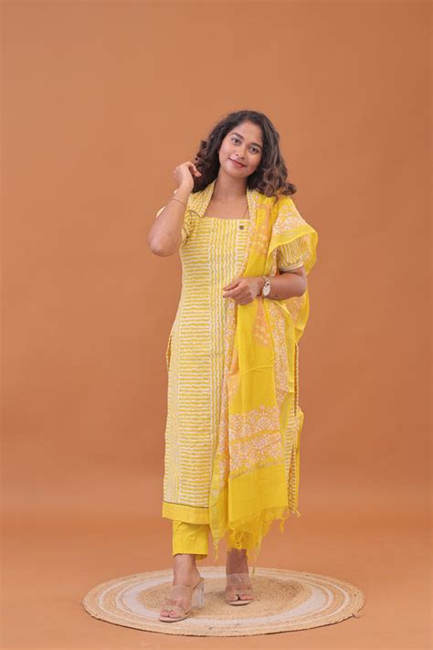 yellow hakkoba suits – AYNI