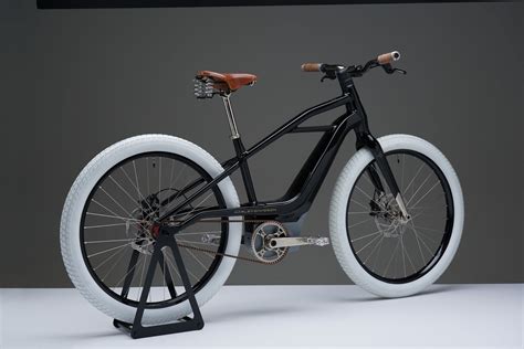Harley-Davidson unveils a gorgeous new electric bike called Serial 1 ...