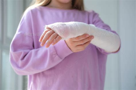 Hand Plaster 的图像结果
