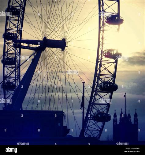 Silhouette of london eye hi-res stock photography and images - Alamy