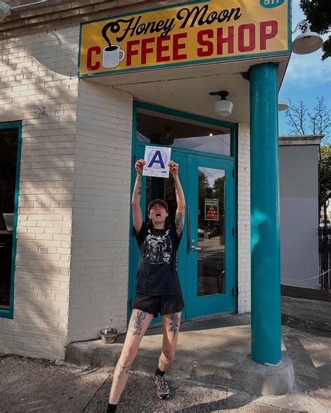 HONEY MOON COFFEE SHOP (@honeymooncoffeeshop) • Instagram photos and videos