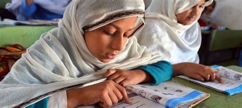 View from 'Dawn': Pakistani textbooks are teaching theology instead of ...