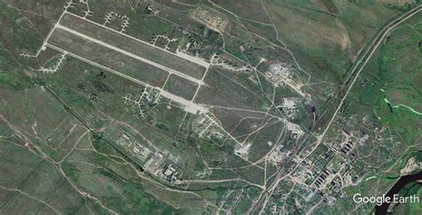 卫星影像曝光俄罗斯第6982空军基地多型号战机 - 壹读