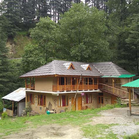 MUDHOUSE EXPERIENTIAL HOSTELS (Jibhi) - Lodge Reviews & Photos ...