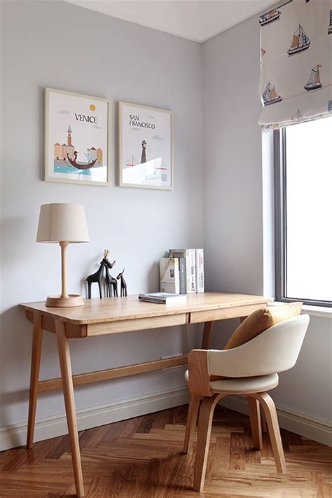 2013中式风格三室一厅书房书桌壁纸家具装修效果图欣赏 – 设计本装修效果图