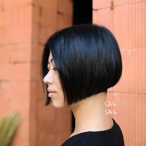 35 Best Short Blunt Bob Haircuts Ideas For Women of All Ages