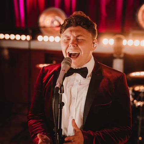 Opera Singing Competition 的图像结果