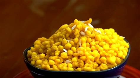 Boondi Prasad Recipe: भगवान हनुमान को लगाया जाता है बूंदी का भोग, जानें ...