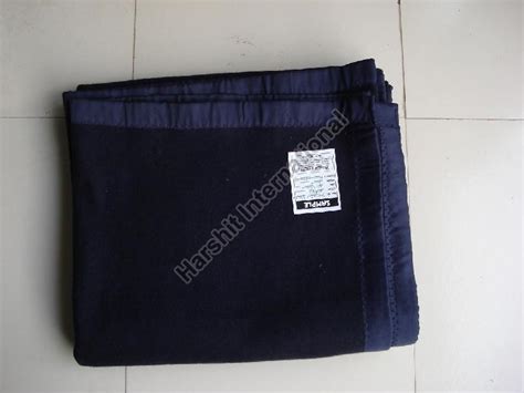 Customized Hospital Blankets Manufacturer, Supplier from Panipat