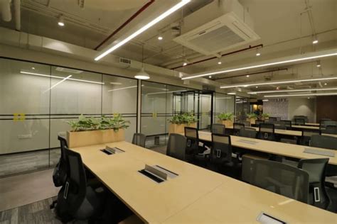 Venture X Silverton Tower at INR 500/day - Coworking Space for a Day ...