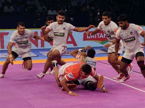 Pro Kabaddi (PKL 6) HIGHLIGHTS, Haryana Steelers vs U Mumba: U Mumba ...