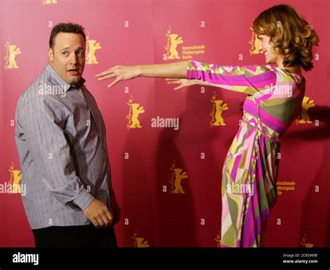 Amber Valletta Hitch High Resolution Stock Photography and Images - Alamy