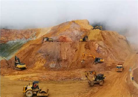 中国铁建中标厄瓜多尔铜矿工程:海外首个矿产投资|厄瓜多尔|中国铁建|铜矿_新浪新闻