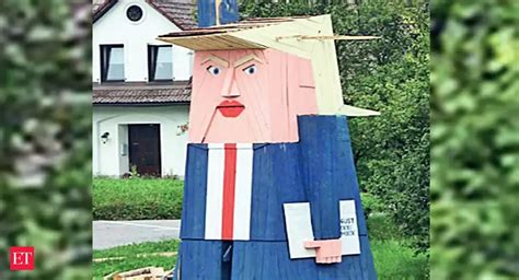 Mohamed Salah - Statue effect: Five odd-looking statues of famous ...