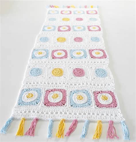 Crochet Patterns Galore - Easter Table Runner