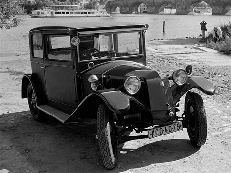 Picture The Automobile c.1920s It was one of the many forms of ...