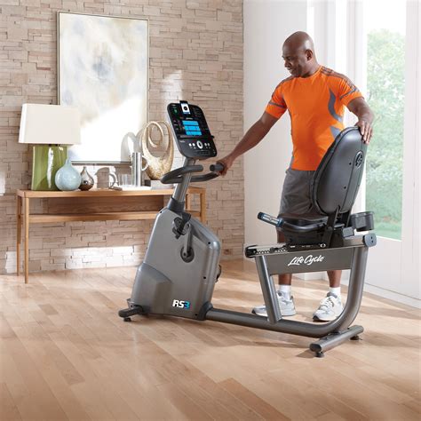 Life Fitness RS3 Lifecycle Recumbent Exercise Bike with Track Connect ...
