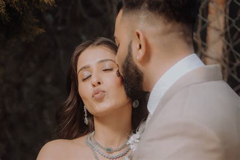 Wedding Photography, Find Wedding Photographers Near You - Weddingwire.in